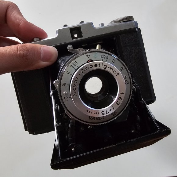 TESTED Zeiss Ikon Nettar 517/16 Folding Medium Format Camera for 120 film - Picture 7 of 8